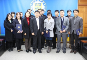 군산대가 2013학년도 황룡 우수 수업상 시상식을 개최했다.