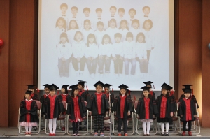 SDA삼육어학원(사장 전부권)은 서울본원 유아어학원 킨더레스트(원감 임정렬) 4회 졸업식을