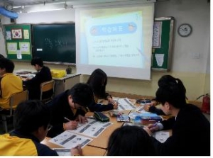 서울시는 아동청소년의 정신건강 증진과 조기개입을 위한 서울시 마음건강학교를 2014년 확대