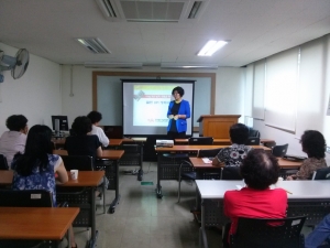 서울시중부여성발전센터가 마포구와 함께 어린이집 클린서비스 전문가 양성교육을 진행 한다.