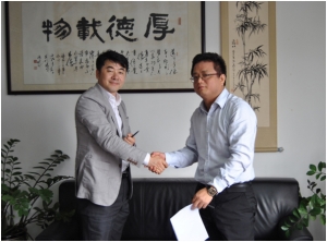 토마토디스플레이는 중국 TV 1위 업체 스카이워스(대표 썬웨이)와 국내 독점 유통계약을 체