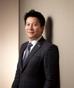 대한민국 중소기업인대회 및 중소기업 유공장 포상식에서 중소기업청장표창을 수상하게 된 김상백