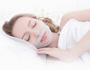 수면 중에는 구강 근육이 이완되면서 입이 저절로 벌어지면서 자신도 모르게 입으로 호흡을 하