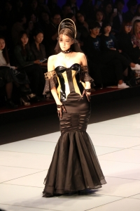 한국폴리텍대학 섬유패션캠퍼스 제12회 전국대학생 패션쇼에 참가해 많은 패션인들의 주목을 받