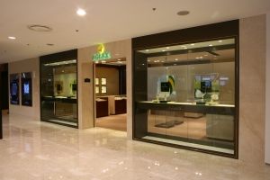 2014년 10월 31일 리뉴얼 오픈한 광주신세계백화점 2층의 롤렉스 공식판매점