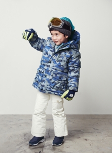 알로봇은 본격적인 겨울 스키시즌을 맞아 아이들을 위한 스키복과 방한용 액세서리 용품을 출시
