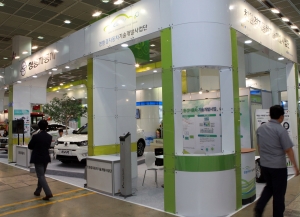 쌍용자동차가 ‘37회 국제환경산업기술&그린에너지전(ENVEX 2015)’에 미래 성장동력을