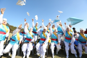 24일 서울 강북구 북서울꿈의 숲에서 2015전국생활문화제가 개막식을 가졌다. 행사에 참가