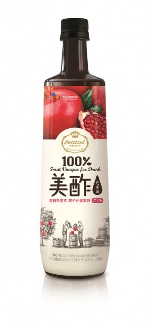 CJ제일제당의 음용식초 쁘띠첼 미초가 까다로운 일본 소비자 입맛을 공략하는 데 성공했다