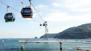 The Songdo marine cable car began operation under 