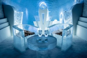 호텔스닷컴 연말연시 여행을  위한 전 세계 이색 호텔 5선을 선정했다.   모두 눈과 얼음