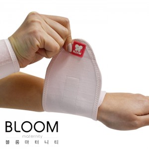 블룸마터니티 블룸액티브가 기능성 임산부 손목보호대를 출시했다