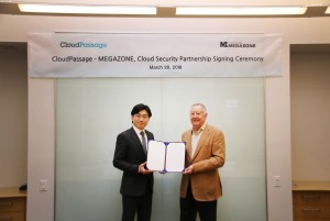 클라우드 보안 사업 협력을 위하여 전략적 파트너십을 체결한 메가존의 이주완 대표와 Robe