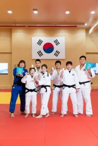 유사나가 후원한 하계아시아경기대회 유도 국가대표선수들