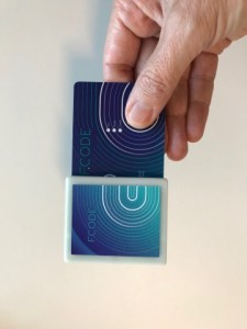 아이데미아가 생체인식 카드 시장 입지 확대를 위해 아이덱스와 온 카드 인증 특허 사용권 계