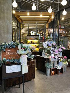 두스프랑스가 오픈한 브랜드 플로르데이(Fleur day : 꽃이야) 매장