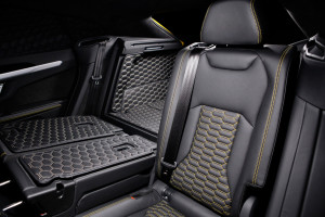 장착된 풀커버 트렁크 매트