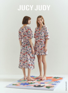 쥬시쥬디와 앰버 비토리아가 컬래버레이션한 2021 S/S 컬렉션