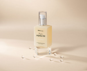 베베드블랑이 출시한 호호바 오일