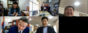 온라인 MOU 체결식에 참석한 왼쪽 상단부터 시계방향으로 을지바트(한국외대 몽골어과 교수)