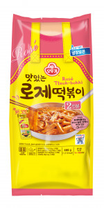 오뚜기가 출시한 ‘맛있는 로제떡볶이’