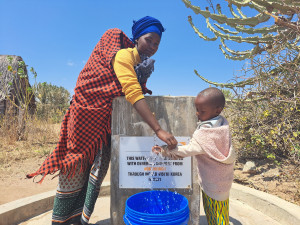 녹차원이 나눔 캠페인을 통해 탄자니아에 식수대를 설치했다
