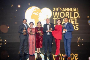 썬 그룹이 World Travel Awards Asia and Oceania 2022에서 