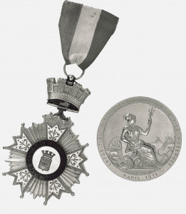 아마레티버지니아의 수상 이력을 보여주는 메달