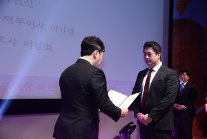 박준호 재일 대표이사(오른쪽)