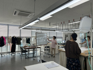 부산패션비즈센터는 섬유 패션 봉제 관련 소공인, 중소기업, 예비 취·창업자를 대상으로 제조