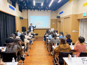 서울 강서구청소년상담복지센터는 12일과 13일, 양일 간 청소년 마약류 및 약물중독의 위험성과 대응방안을 논의하기 위한 전문가 집단 교육을 실시했다