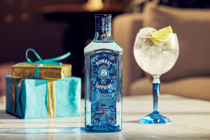 The new limited-edition label for Bacardi-owned BOMBAY SAPPHIRE eliminates the need for a gift pack.