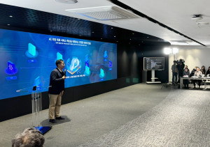 서울 중구 더존을지타워에서 진행된 ‘공공부문 초거대 AI 활용 추진 현장 간담회’에서 더존