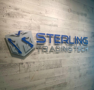 Sterling Trading Tech (STT)는 글로벌 금융시장의 주식 및 주식 옵션,