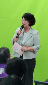 인천광역시의회 문화복지위원회 박판순 의원이 축사를 하고 있다