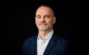 The LYCRA Company has promoted Robert Johnston to chief operating officer.