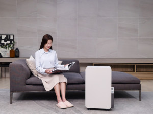 삼성전자가 뛰어난 에너지소비효율과 사용 편의성을 두루 갖춘 2026년형 고효율 인버터 제습기를 출시했다