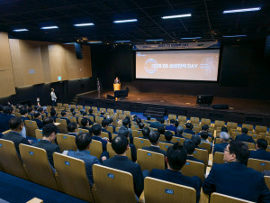 삼성전자가 3일 경기도 용인시 The UniverSE에서 DS부문 ‘2026년 상생협력 DAY’를 개최했다. DS부문 ‘2026년 상생협력 DAY’ 행사장 전경