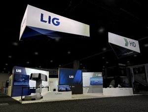 ‘Sea Air Space 2026' 전시장에 마련된 LIG D&A 부스 전경