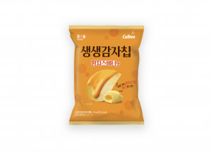 GS25와 해태제과가 협업해 선보이는 ‘황치즈버터맛 생생감자칩’ 상품