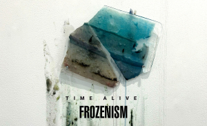 ‘Frozenism - Time Alive’. 얼음 속 환경과 생명체가 시간의 흐름에 따라 녹고 변화하는 과정을 통해 기후와 환경의 변화를 ‘살아 있는 경험(Time Alive)’으로 전환한 Frozenism의 대표 이미지. 미국 패스트컴퍼니(Fast Company)의 ‘2026 디자인 혁신상(2026 Innovation by Design Awards)’ 수상 프로젝트의 핵심 개념인 ‘Time Frozen. Experience Alive.’를 시각화 및 경험화했다(© Sung Suh / Frozenism)