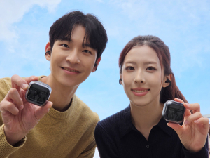 삼성전자가 갤럭시 버즈 시리즈 최초의 클립형 무선 이어폰 ‘갤럭시 버즈 온’을 27일 국내 출시한다