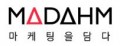 마담 Logo