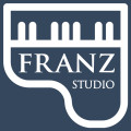 프란츠 스튜디오 Logo